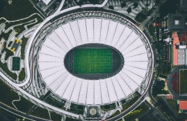 半岛体育下载-纳达尔新星挺进下一轮表现惊艳，巴塞罗那未来可期！